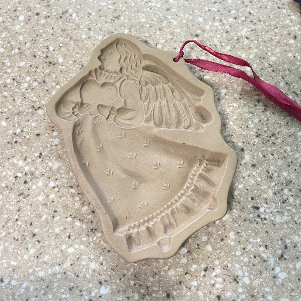 Brown Bag Cookie Art Angel Heart Mold Tan 1987 Hill Design Ceramic